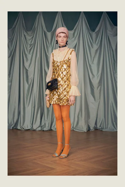 Look 150